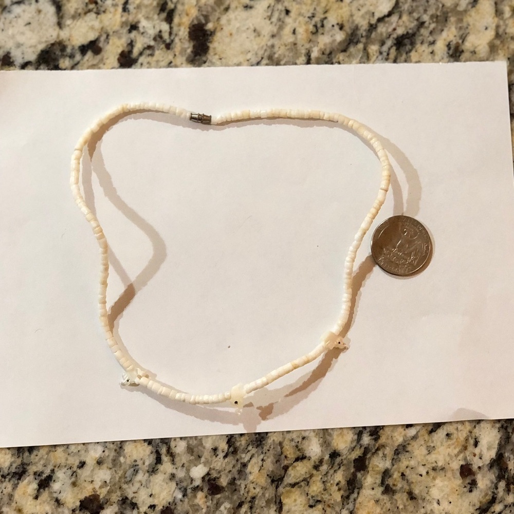 🔥 5/$50 Ivory colored beaded necklace with tiny carved elephants! 🐘🐘🐘